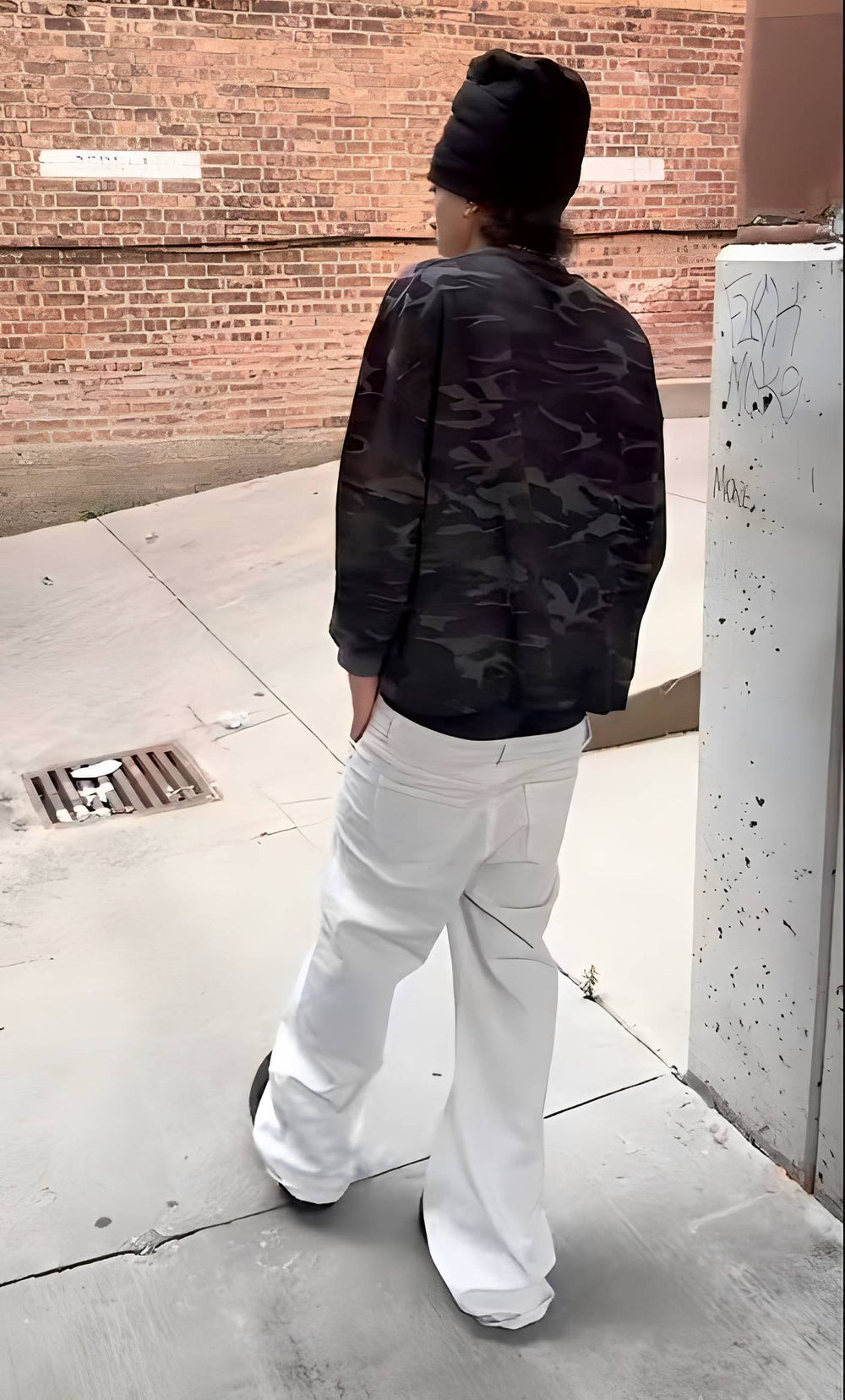 "bone" flared jeans